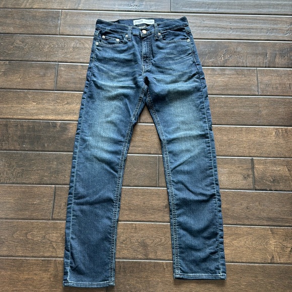 ❤️3/$30 Signature Levi Strauss S47 Regular Taper Jeans - Picture 1 of 11